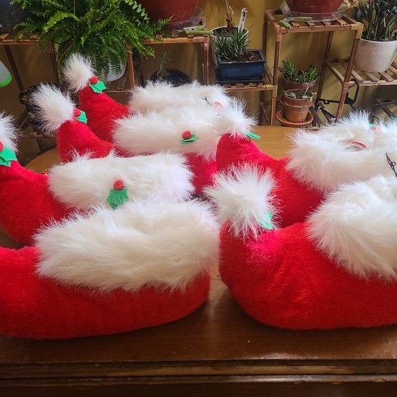 New Holiday Santa slippers memory foam - Picture 5 of 6